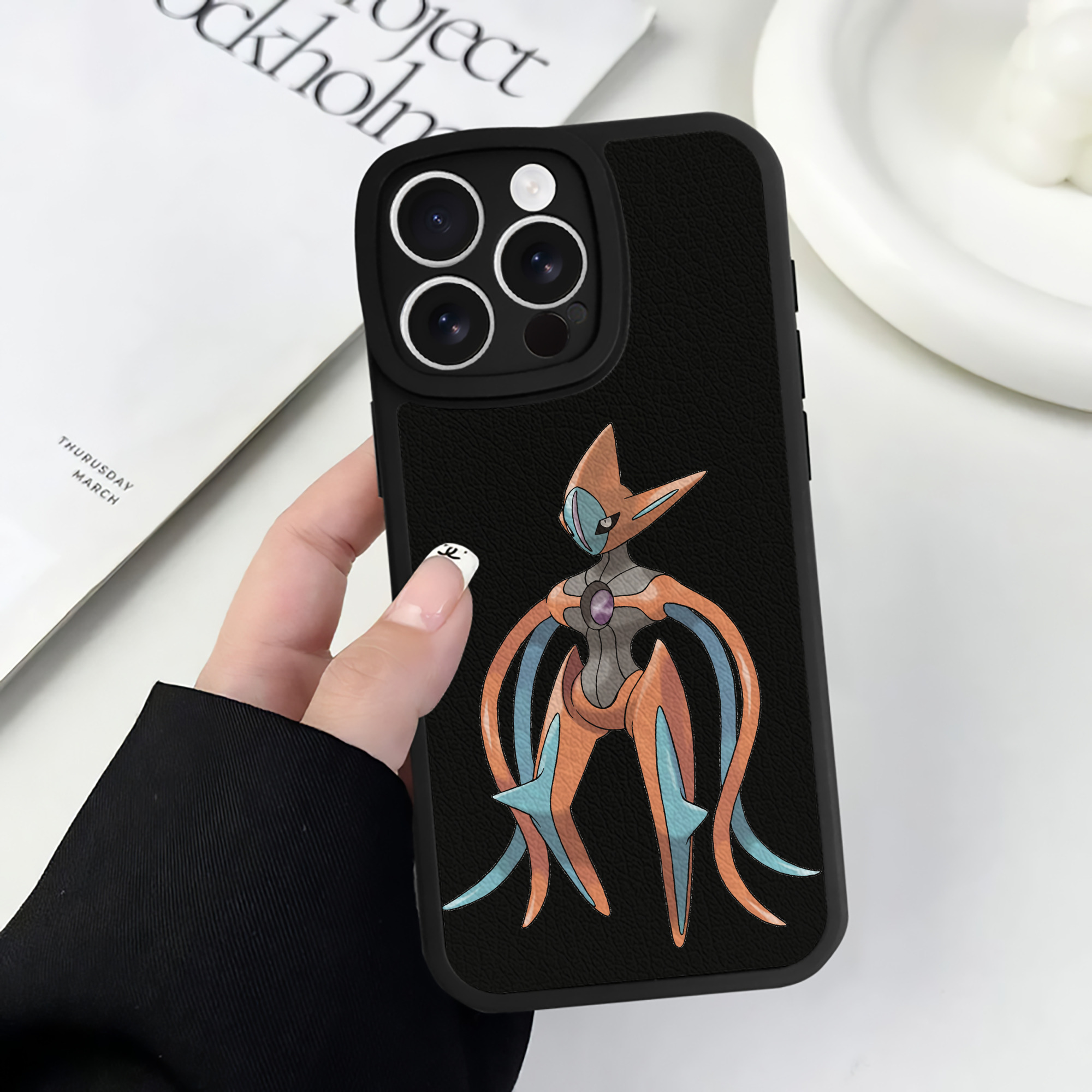 （画像用） ポケットモンスター Pokémon 【iPhone 16シリーズ対応】シリコンスマホケース（レザー調） 材質：シリコン
